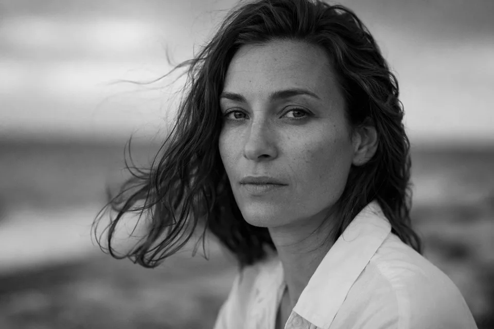 Raw Cinema B&W