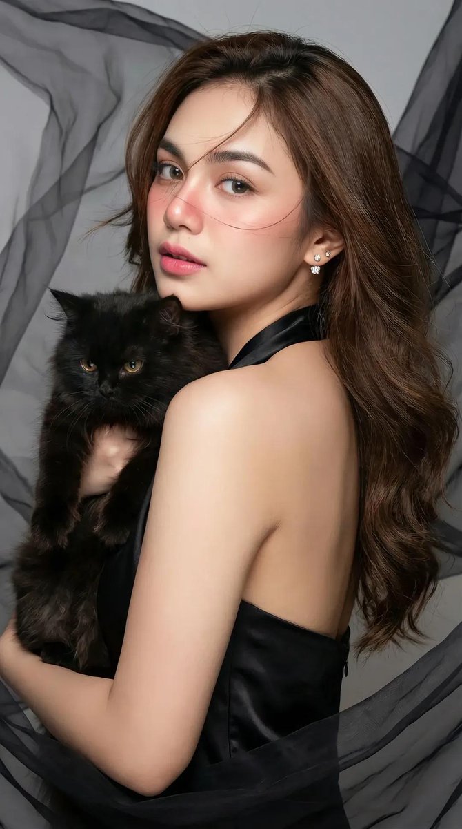Nano Banana Pro prompt example — High-Fashion Portrait of an Asian Woman with a Black Cat